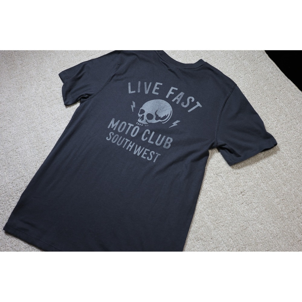 Goodfellow & Co Mens Live Fast Moto Club Graphic T-Shirt Charcoal Gray Small NWT - Picture 6 of 7